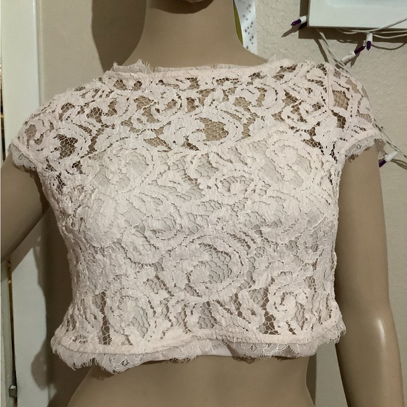 Adrianna papell crop top💗 - Picture 2 of 8